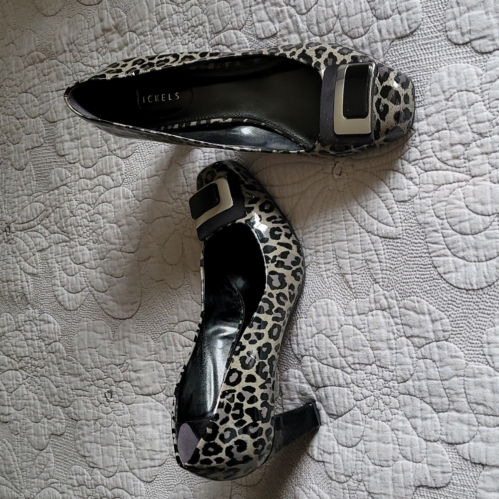 Nickels size 11 shoes in black and grey